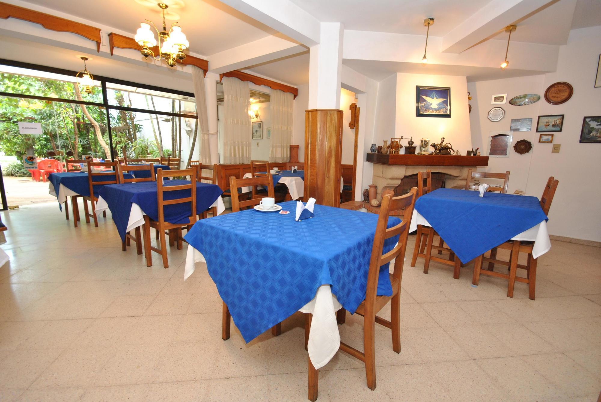 Hotel Portal Del Sol อะซุนซิออง ภายนอก รูปภาพ