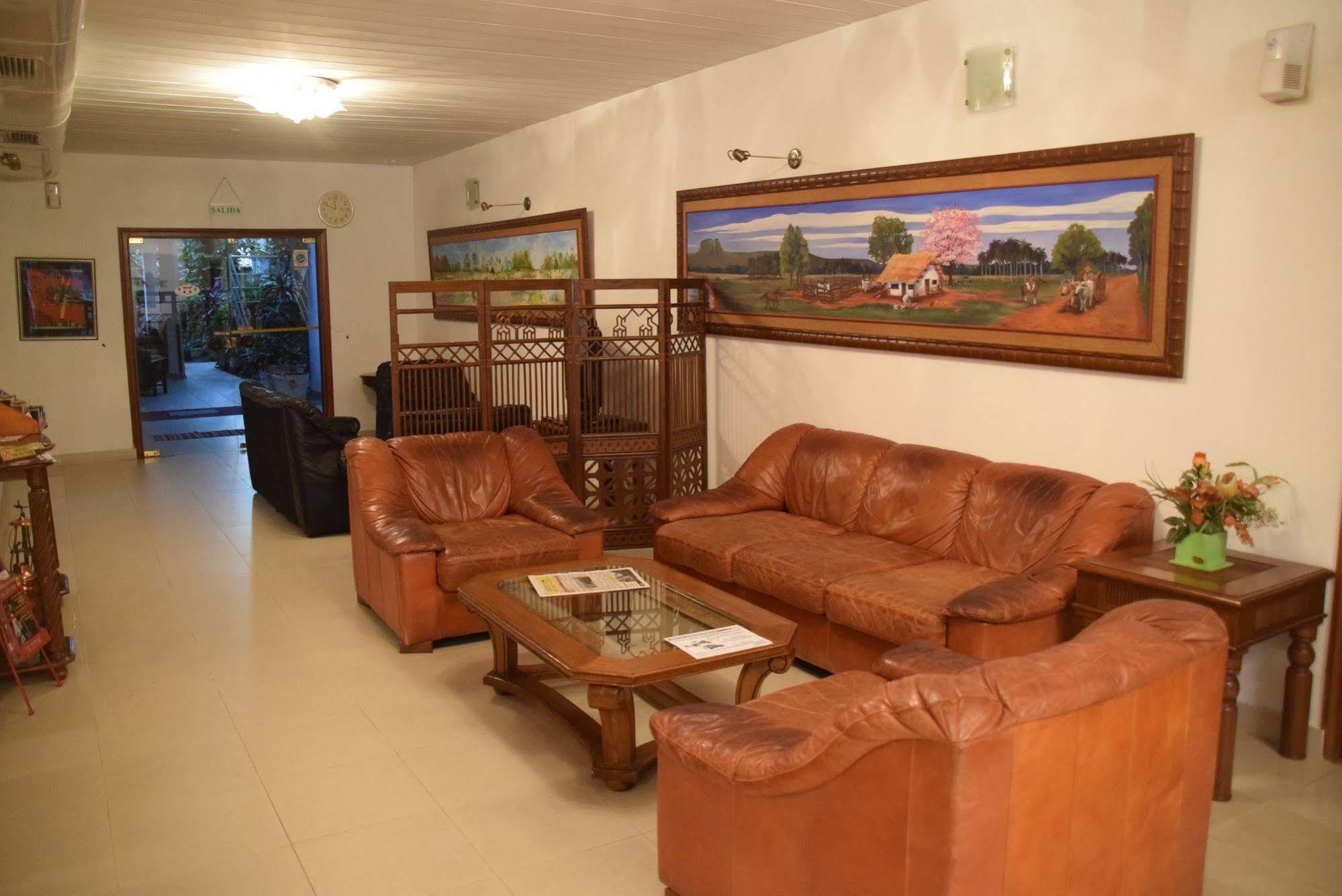 Hotel Portal Del Sol อะซุนซิออง ภายนอก รูปภาพ