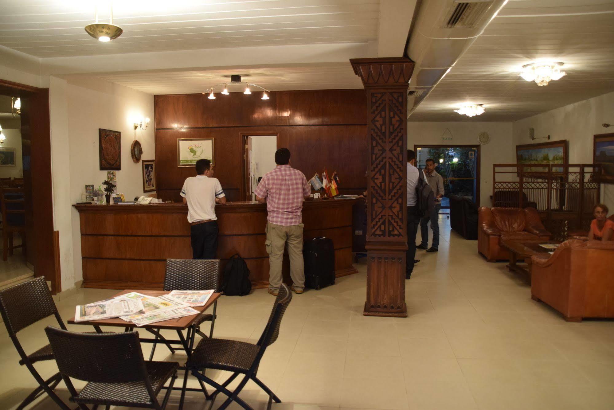 Hotel Portal Del Sol อะซุนซิออง ภายนอก รูปภาพ